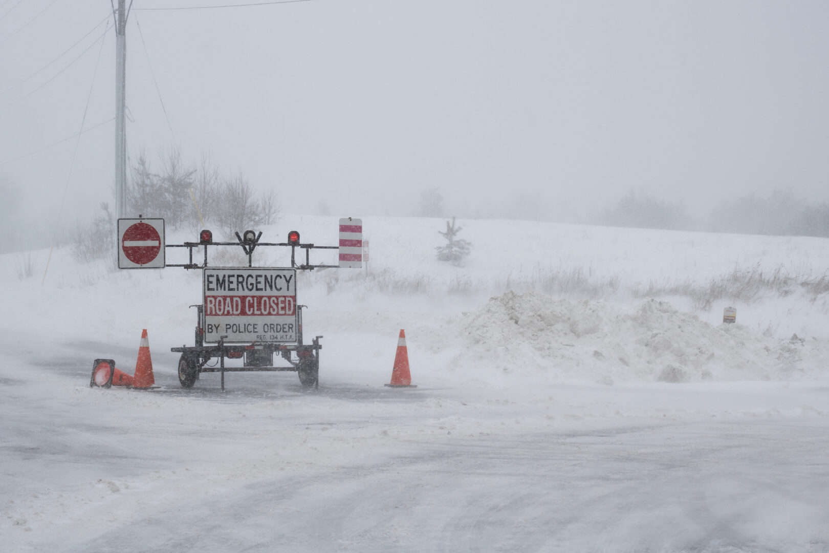 Neve intensa da effetto lago, emergenza in corso nello stato di New York