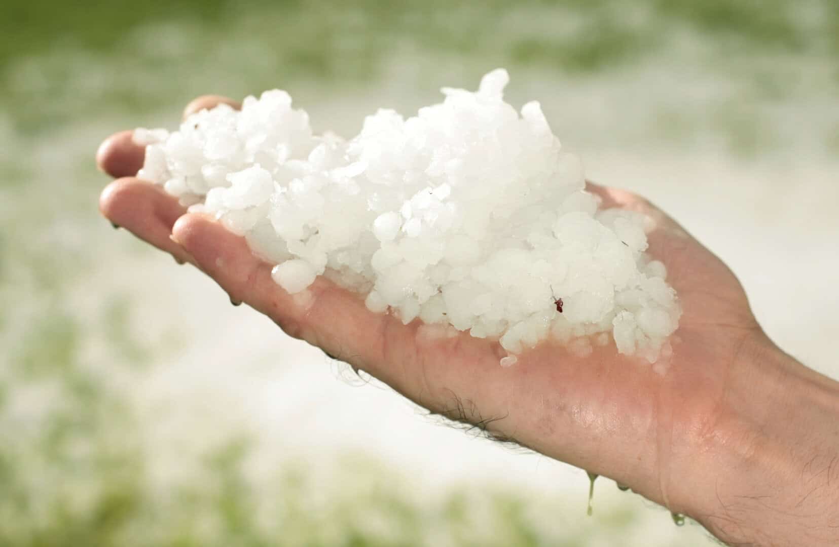 Meteo ad Arezzo: violenta grandinata e disagi in tutta la provincia