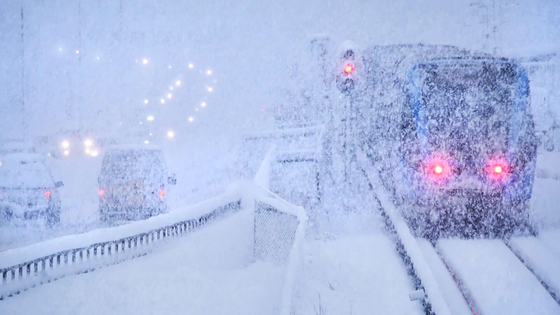 Tutti a casa, troppa neve anche per la Svezia! Tutte le allerte del servizio meteo