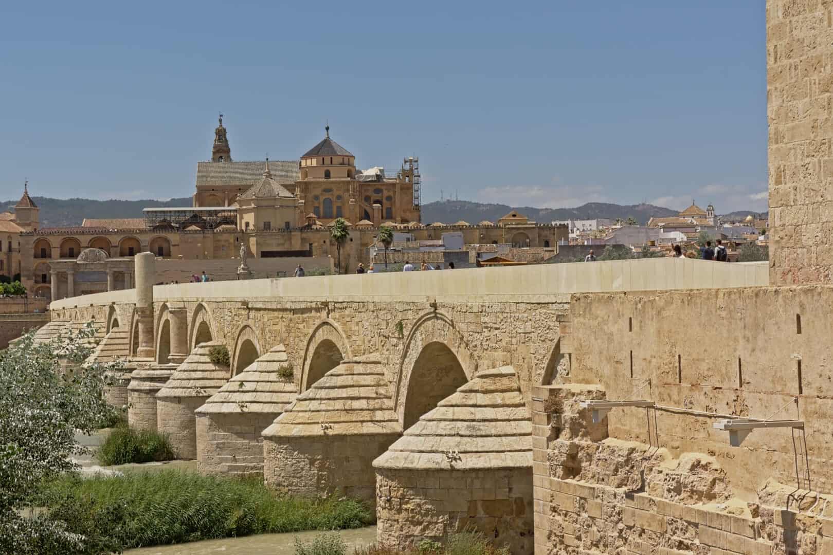 Turismo a Cordova: l’architettura moresca e le tradizioni nel cuore dell’Andalusia