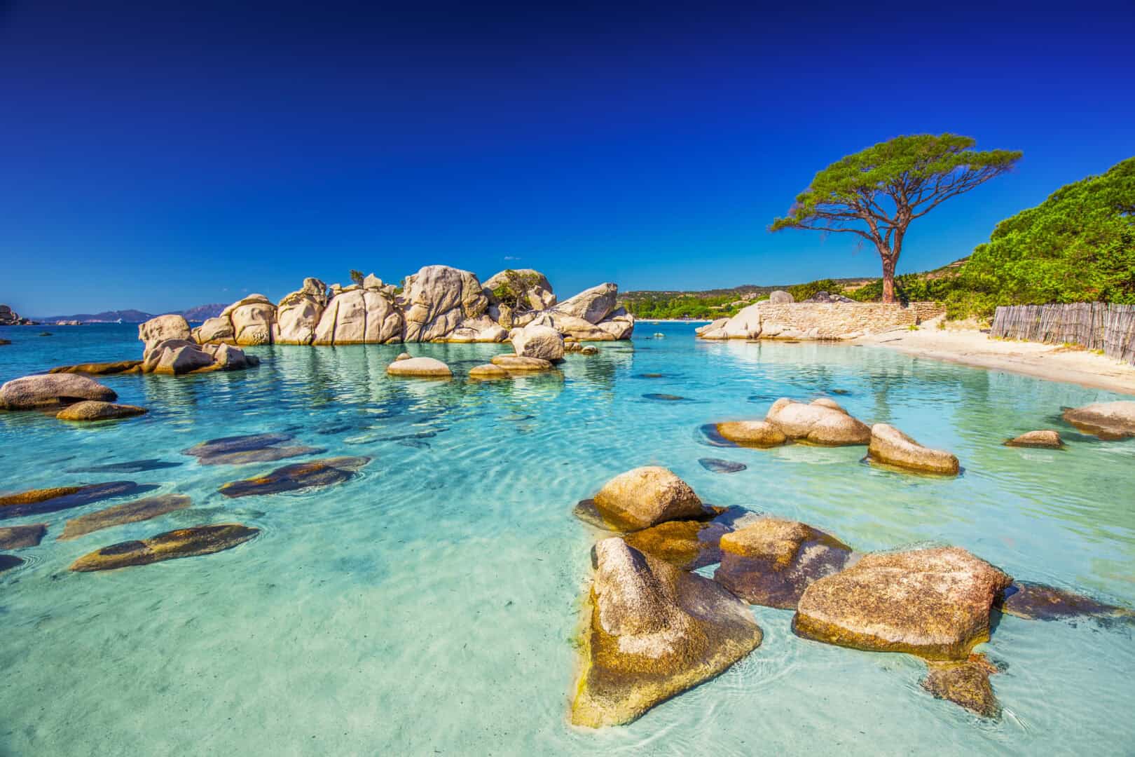 Viaggio in Corsica. Scopri le spiagge incantevoli dell’isola francese