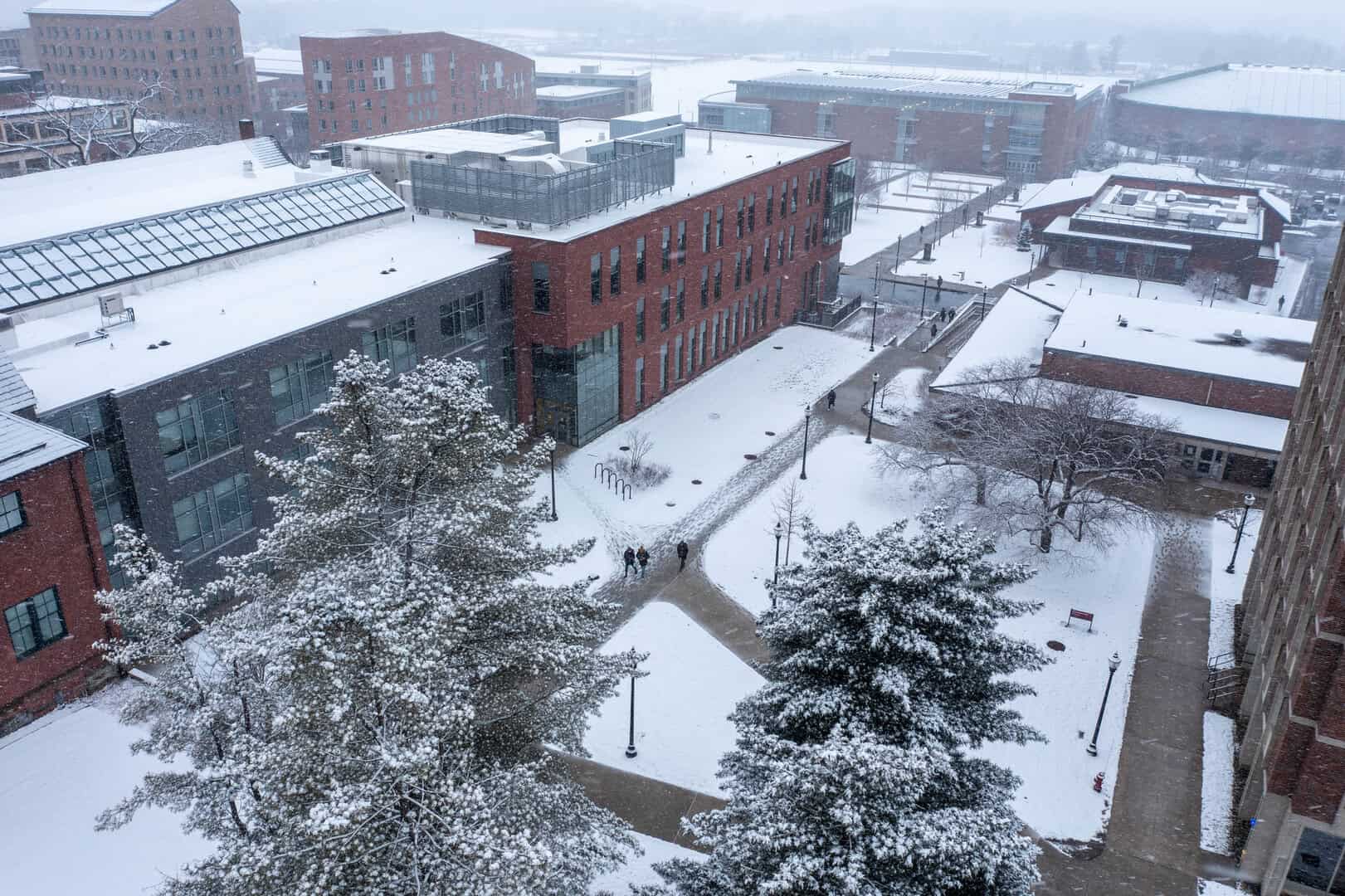 Meteo Massachusetts: tempesta invernale violentissima, rischio blackout e viabilità paralizzata