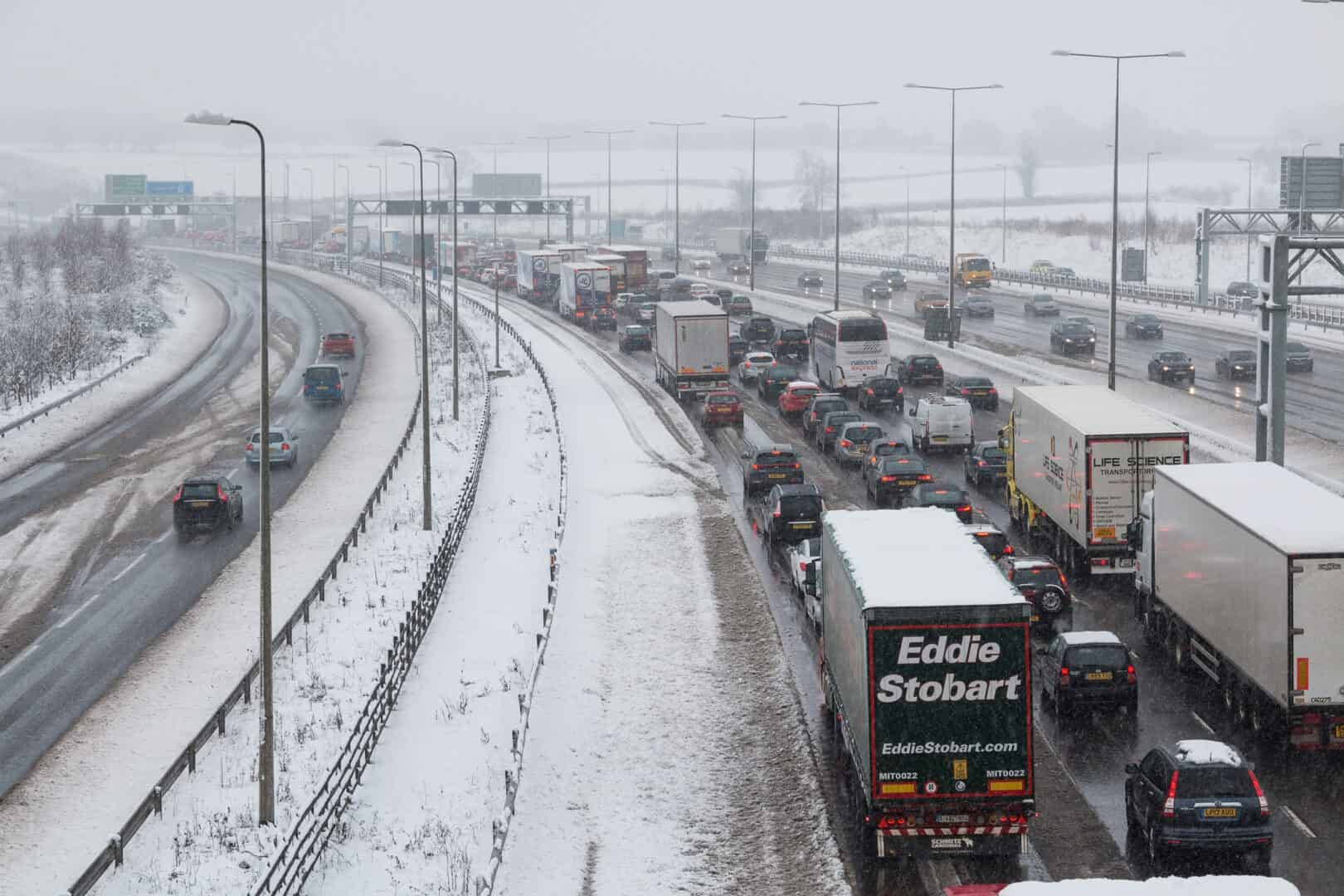 Meteo Regno Unito: una fascia di 560 km colpita da tempeste di neve imminenti