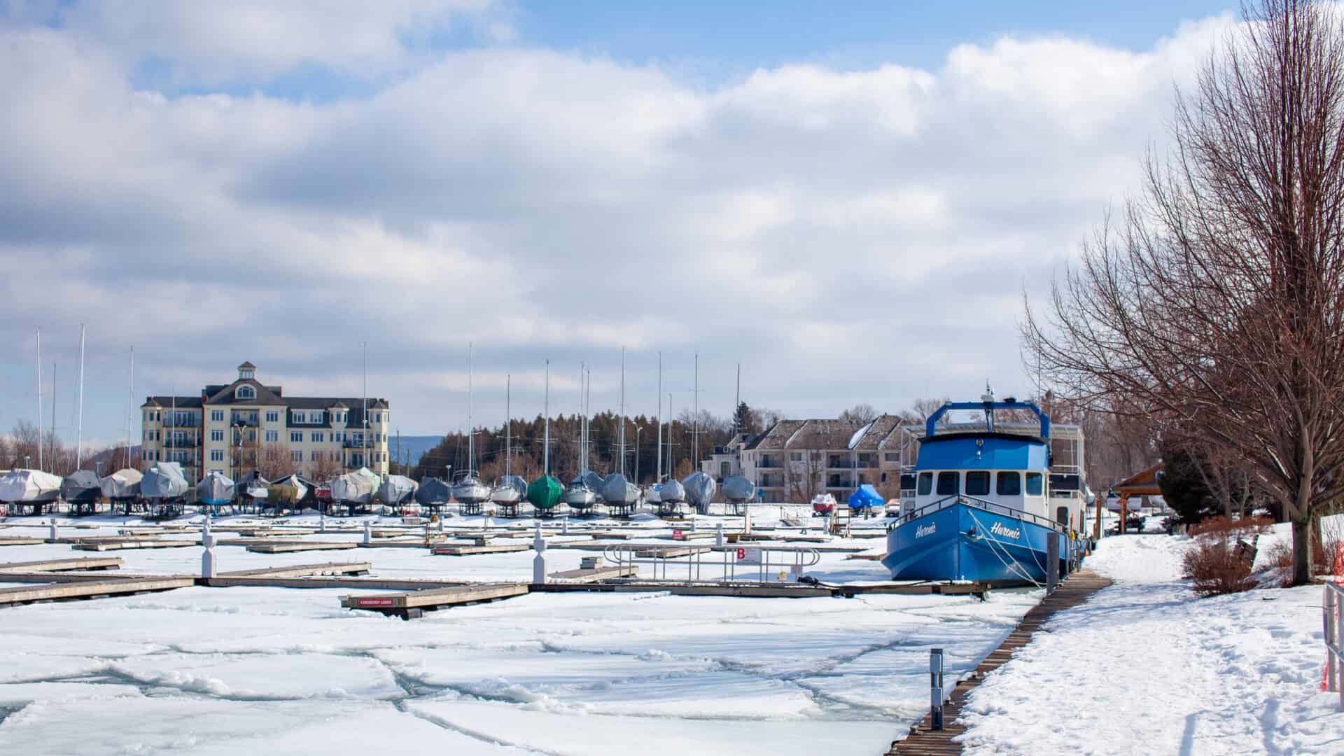 Meteo Ontario, Canada: rischio neve abbondante e cancellazioni scuolabus lunedì mattina
