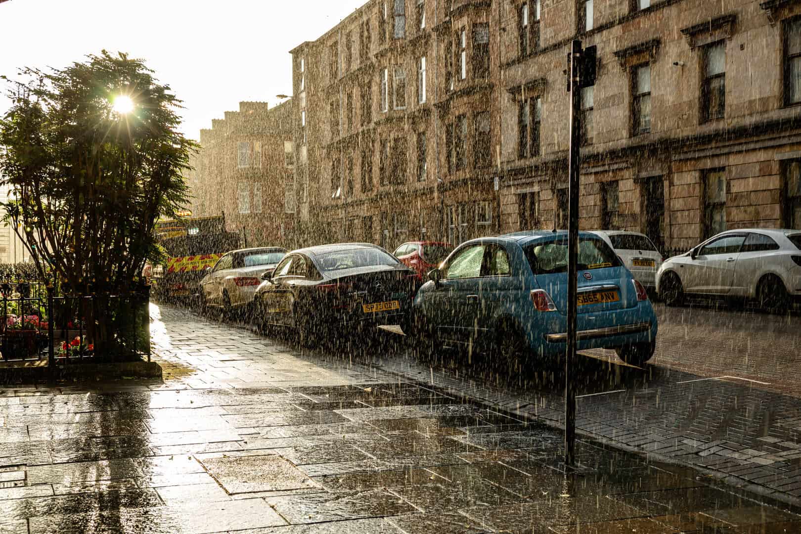 Meteo Glasgow: pioggia in arrivo dopo sole e caldo anomalo