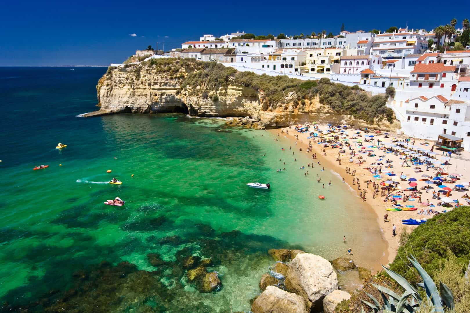 Meteo Portogallo: settimana di caldo estivo si chiude con pioggia di fango