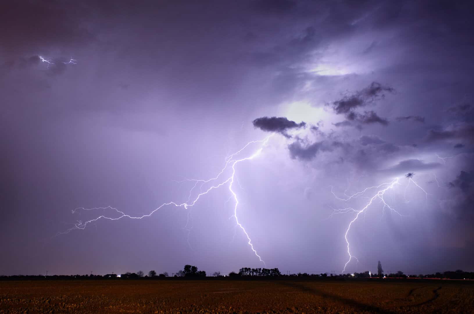 Meteo California: temporali intensi attesi oggi, Venerdì