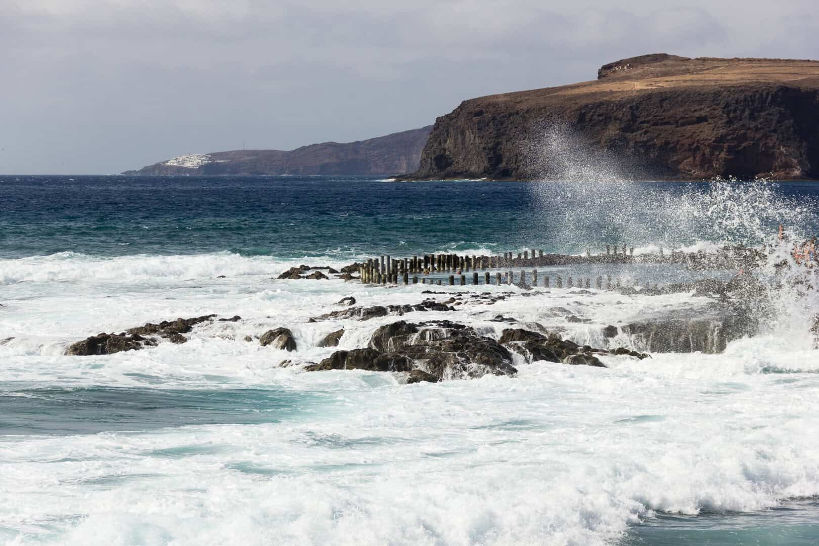 Meteo Comunità Valenciana: vento impetuoso oltre i 100 km/h scatena emergenza