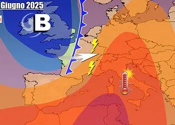 Caldo all'apice, in attesa di un fronte d'aria fresca atlantica