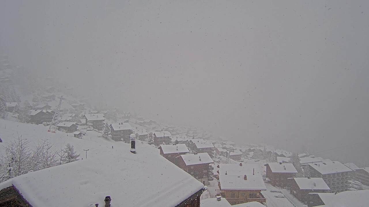 Tempesta in Europa e neve sulle Alpi: fiocchi anche nel Nord Italia