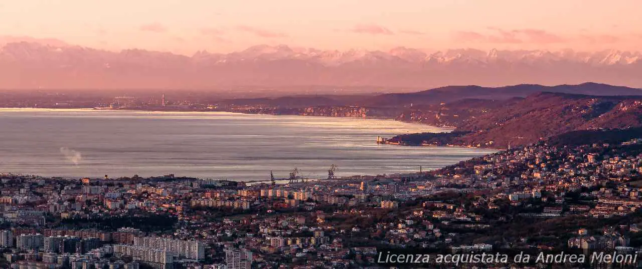Meteo Trieste: piovaschi e vento, seguiti da schiarite