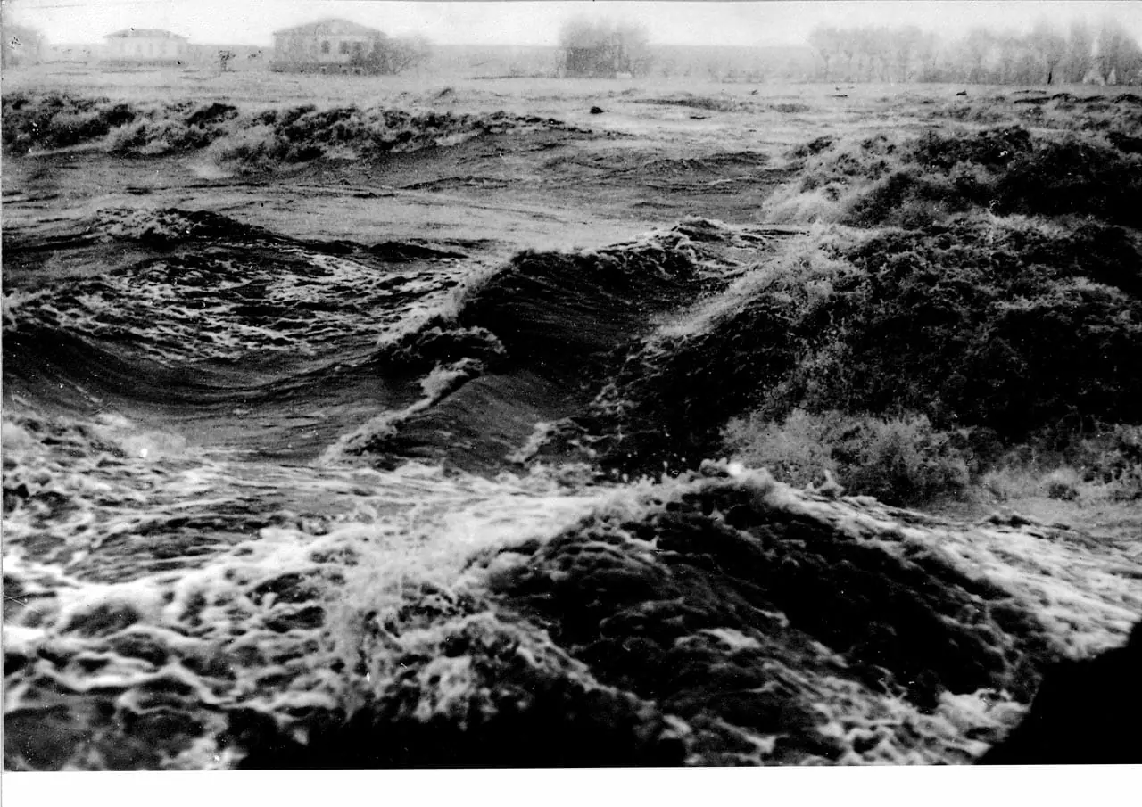La peggiore alluvione in Italia con decine di vittime nel Nord Italia