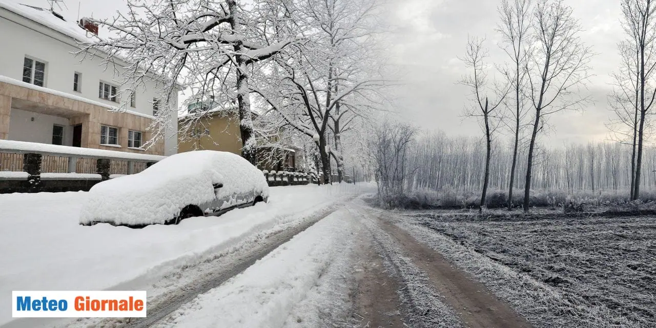 Previste abbondanti nevicate, anche a quote basse. Meteo imprevedibile