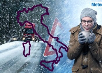 Sale l'attesa verso la prima neve in pianura