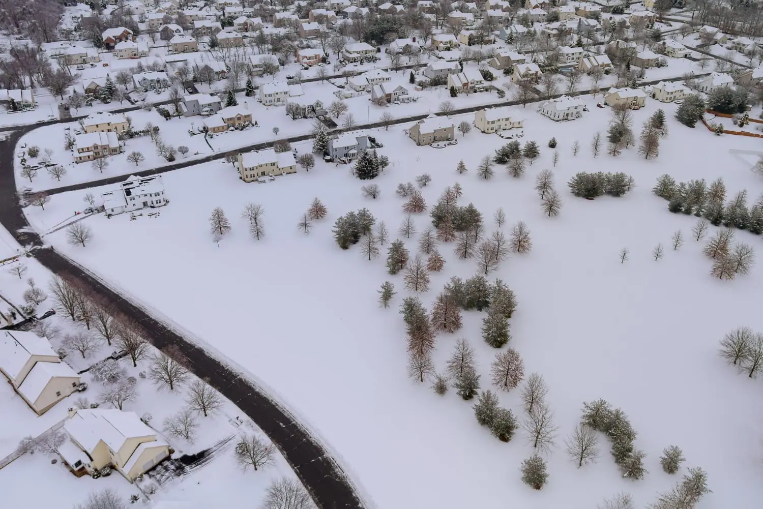 Previsioni meteo: forte nevicata paralizza l’Italia, freddo intenso già a Novembre