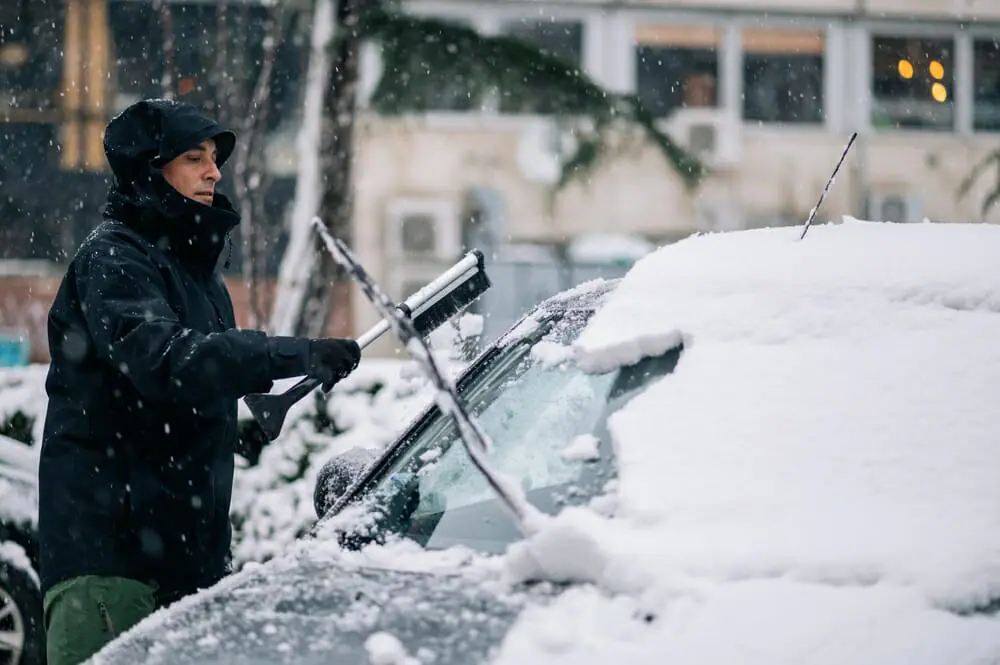Neve in Abbondanza: Fantasia Meteorologica o Possibilità Lontana?